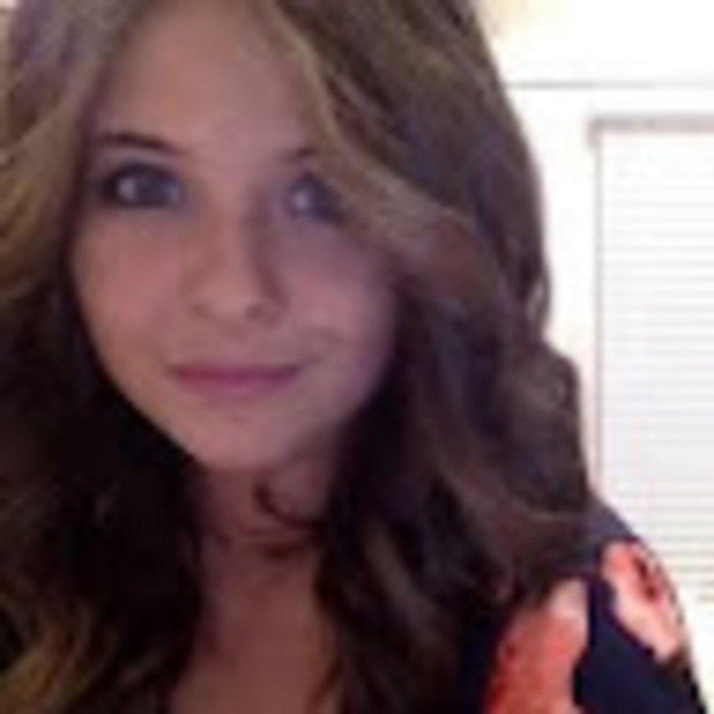 Meet your Posher, Courtney